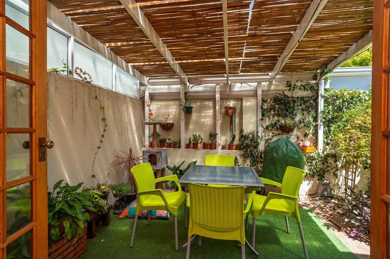 3 Bedroom Property for Sale in Harfield Village Western Cape